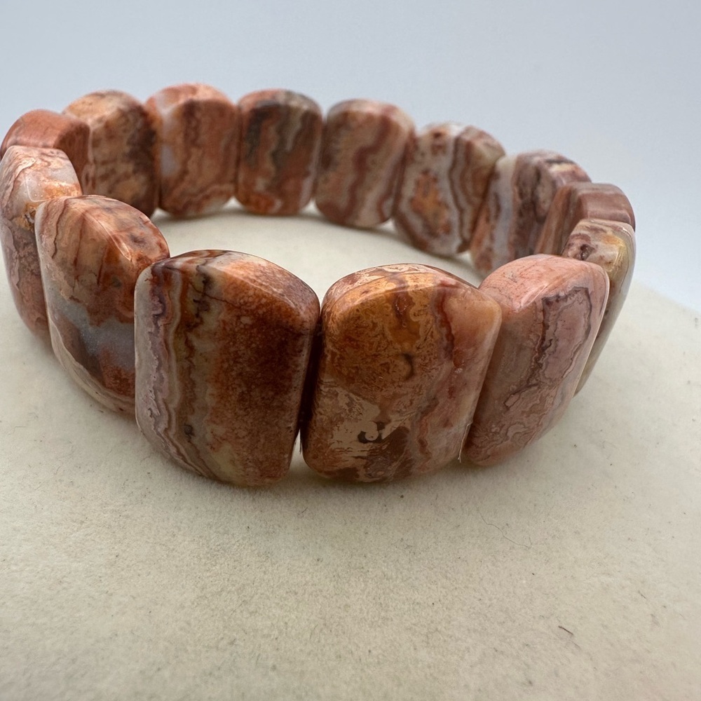 Banded Agate Beaded Elastic Bracelet - Picture 7 of 13